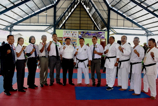 Kejurda Olahraga Karate-do Tako Resmi Dibuka Bupati Amril